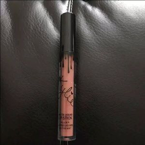 Kylie EXPOSED liquid lip