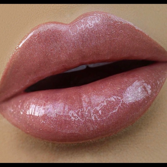 Authentic damn Gina lipgloss by Kylie cosmetics - Picture 3 of 4