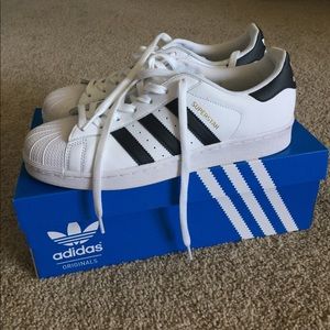 Adidas superstar