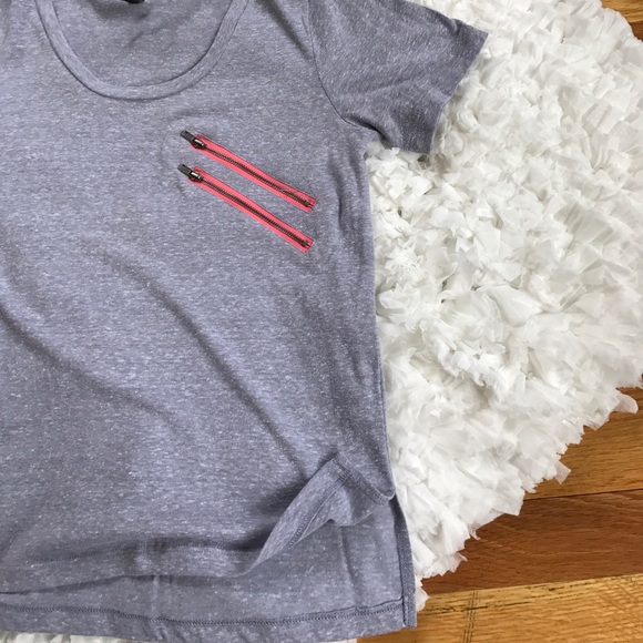 Teen Vogue Tee - Picture 2 of 4