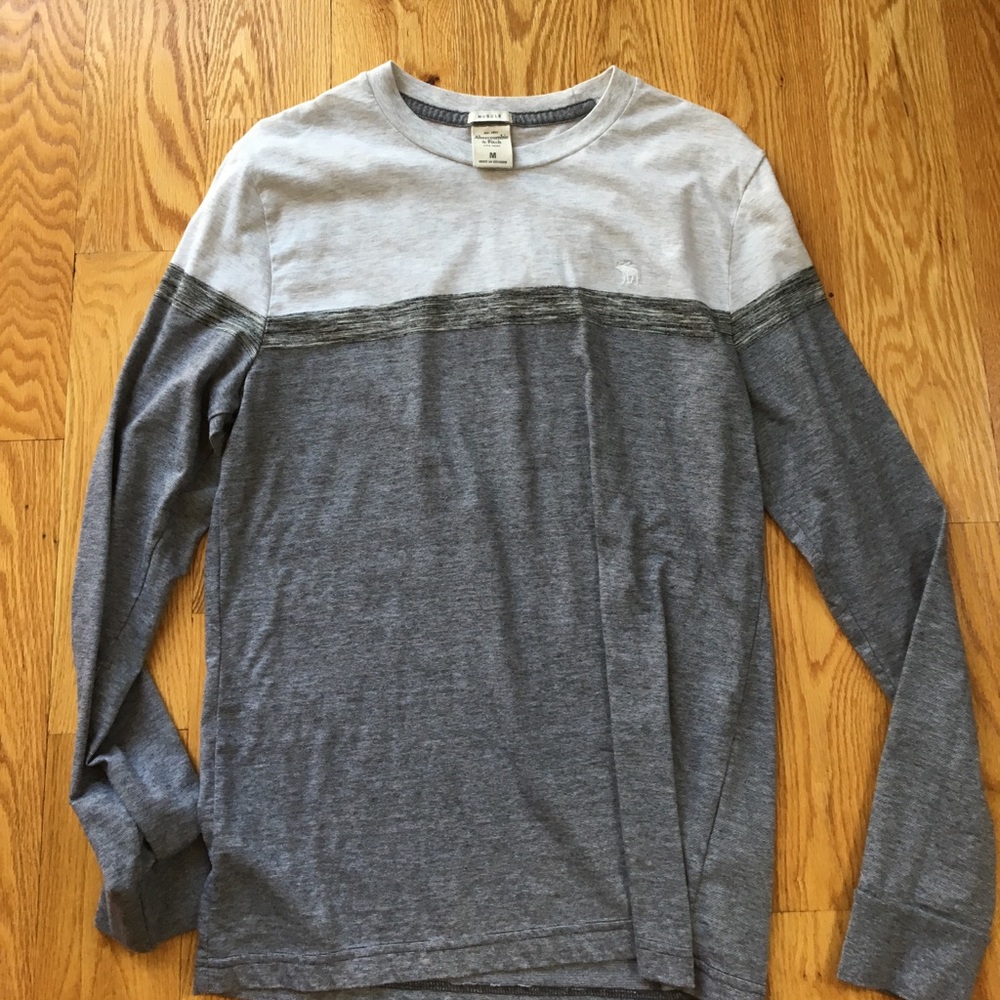 Long sleeve tee