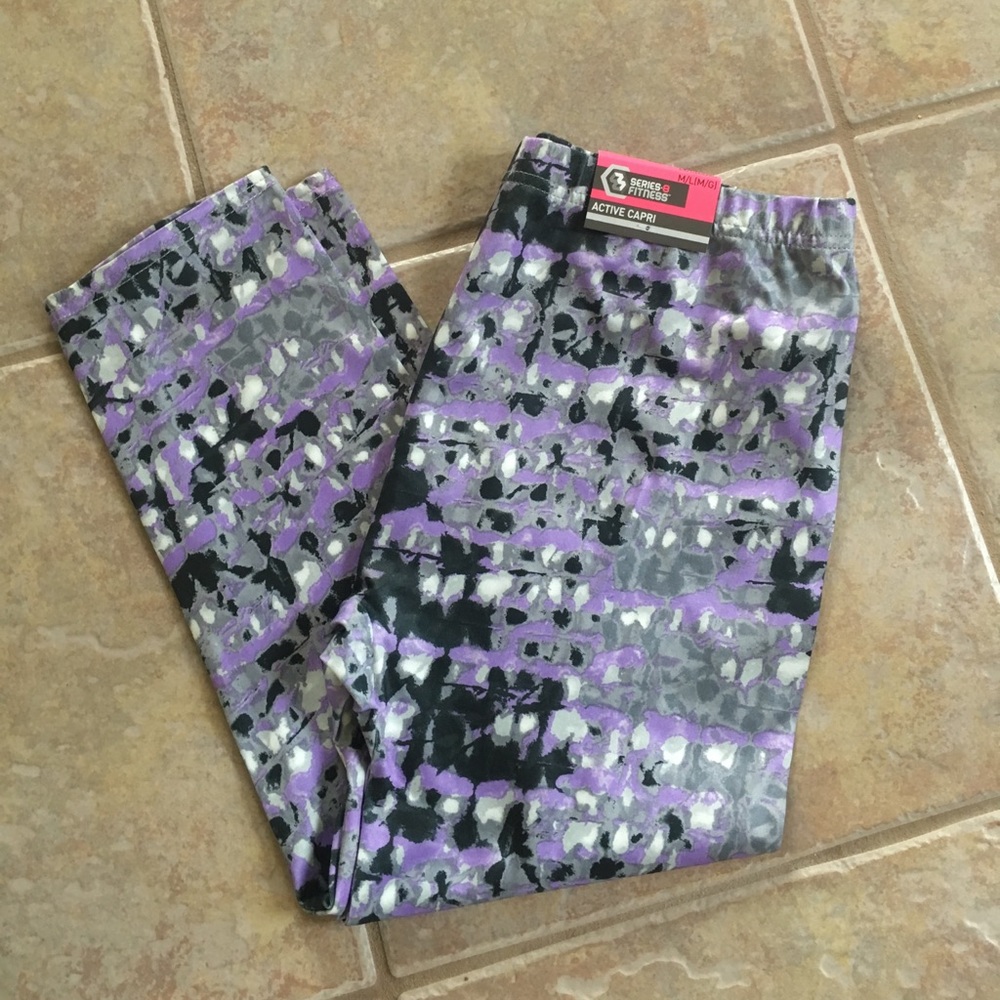 Active Capri leggings size M/L