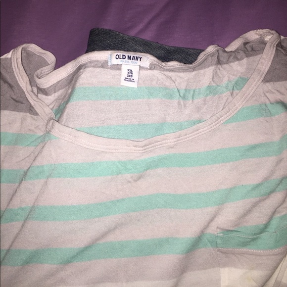 OLD NAVY TOP - Picture 2 of 2