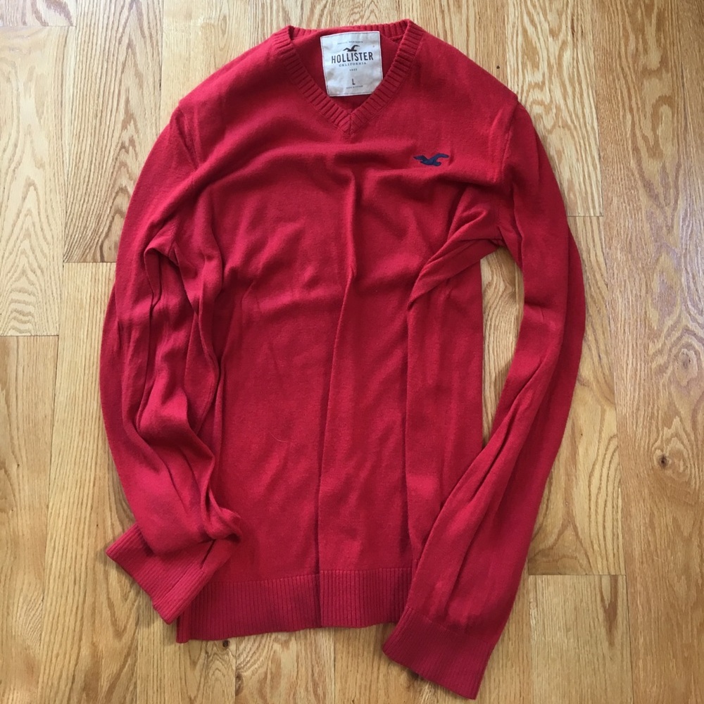 Hollister sweater