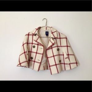 Gap white and red cape coat, size xxs/xs