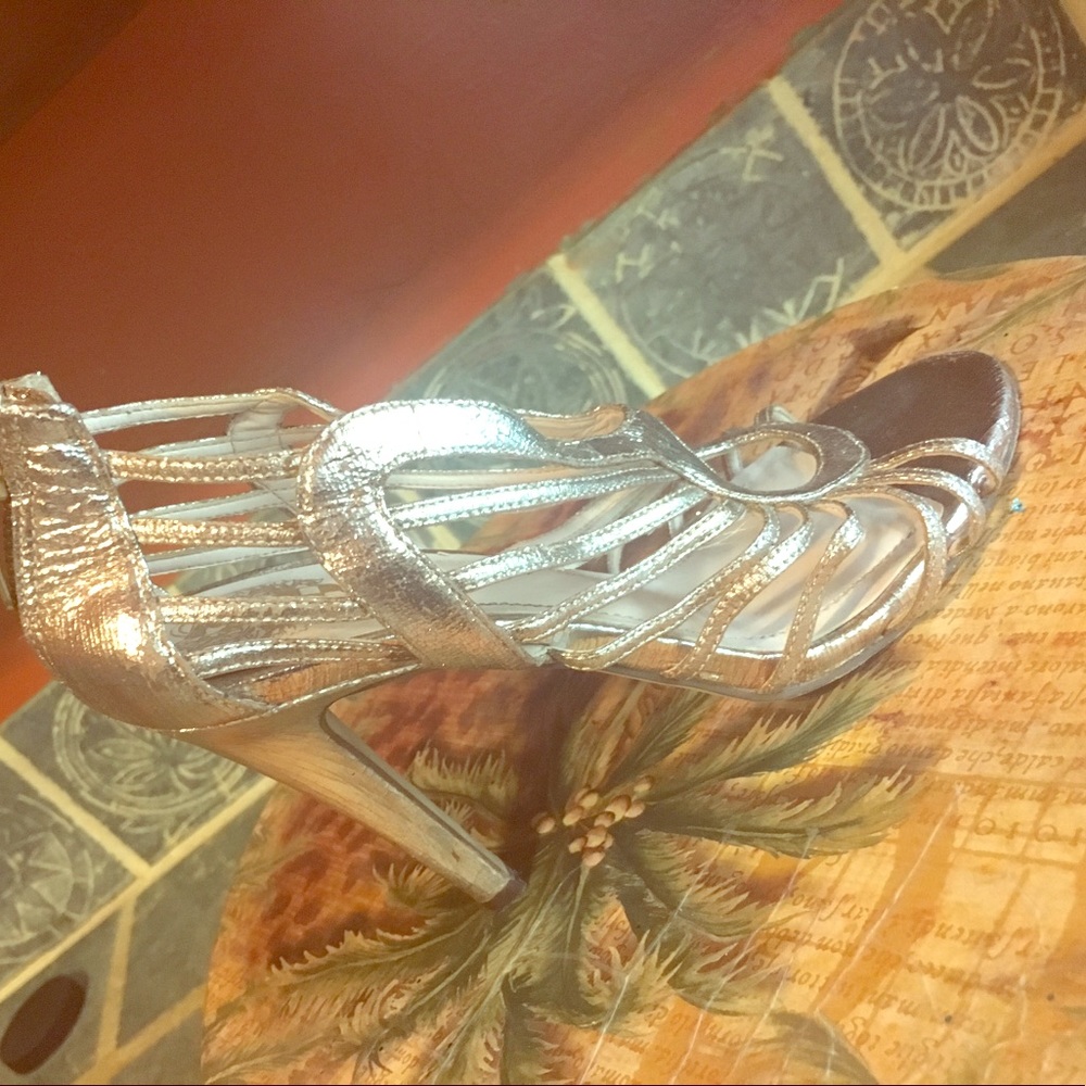 Vince Camuto size 6b