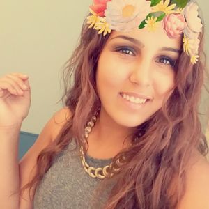 Meet your Posher, Lea