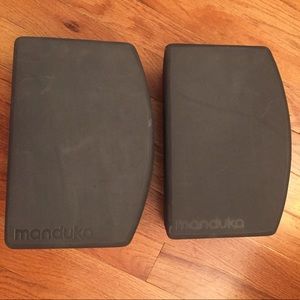 Manduka Yoga Blocks, set of 2