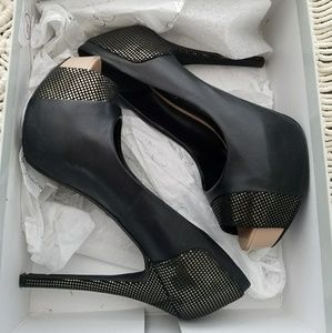 Jessica Simpson Pumps