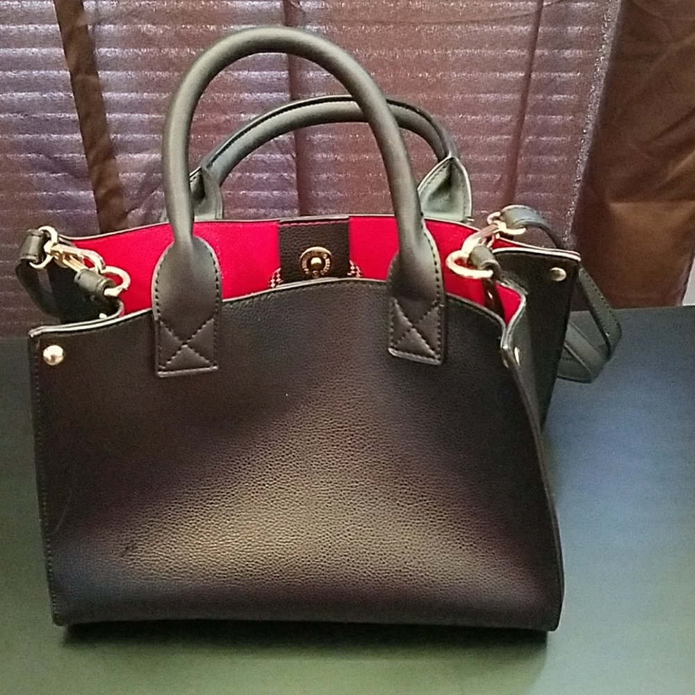 Purse - Picture 3 of 3