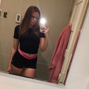 Meet your Posher, Zaneta