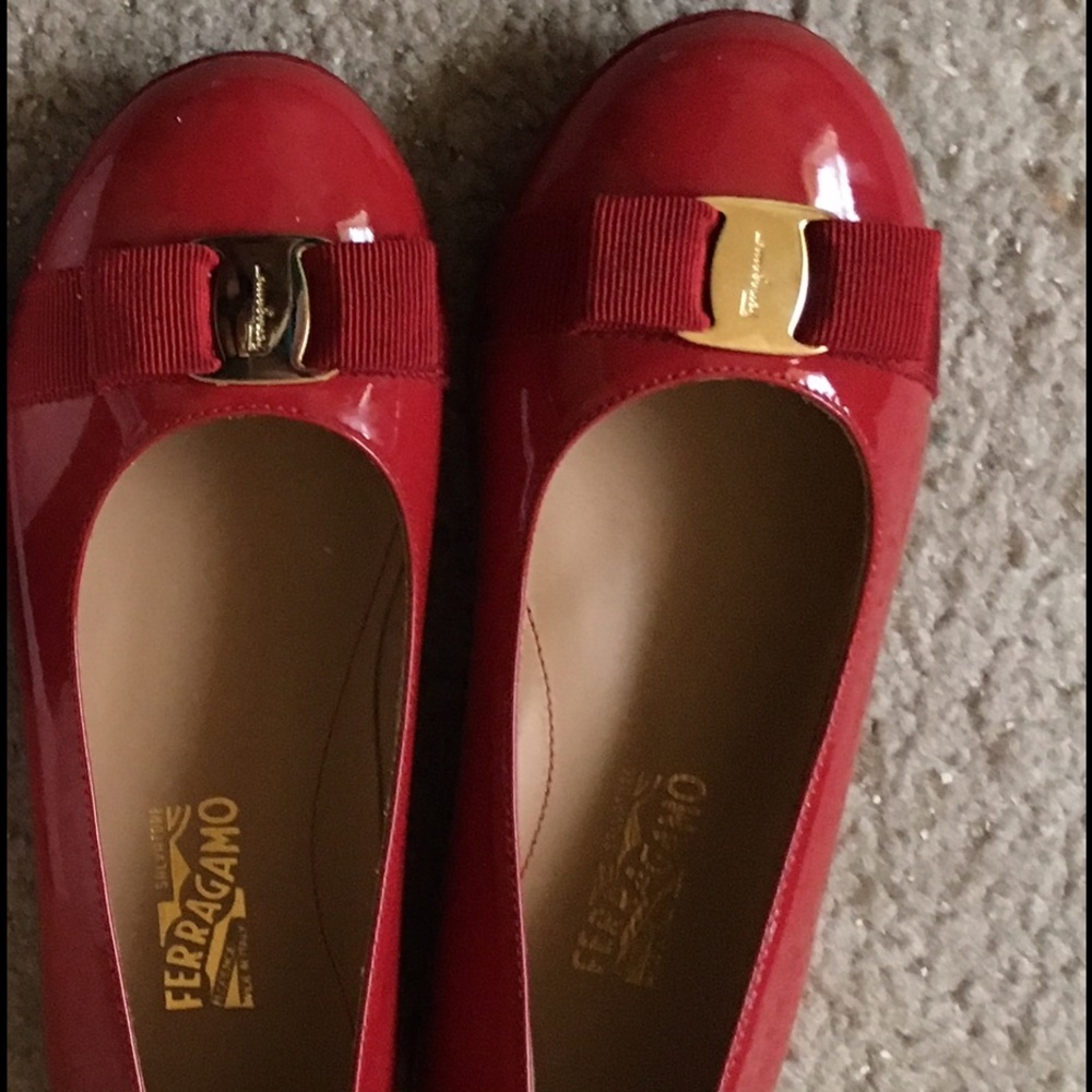 Girl's Ferragamo Dress shoe
