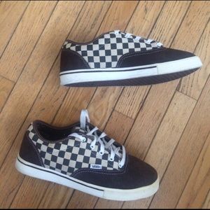Brown Checkered "Off the Wall" av Era Vans