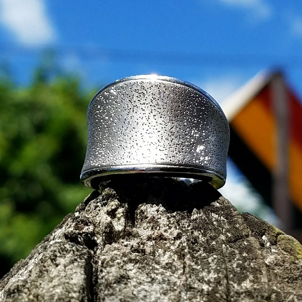 Charles Garnier Saddle Ring