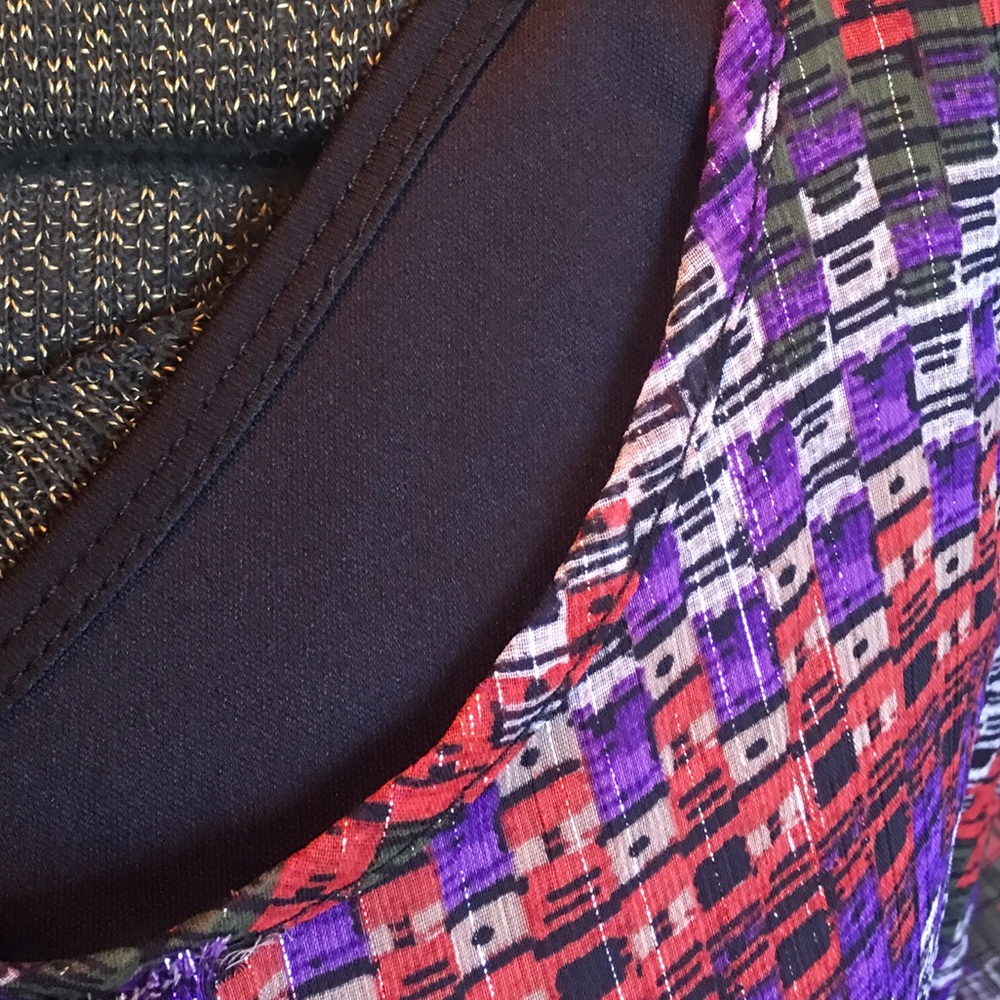 Colorful Blouse - Picture 2 of 3