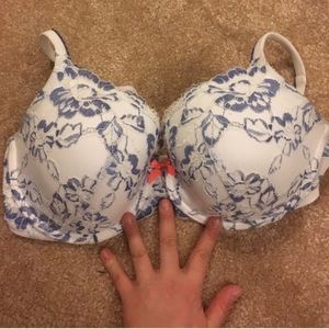 34DDD cute bra