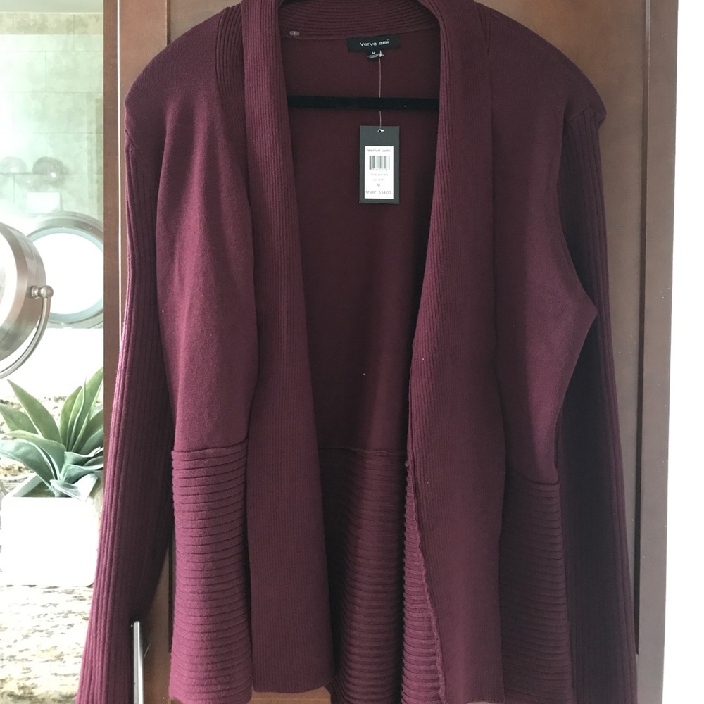 Maroon knit sweater