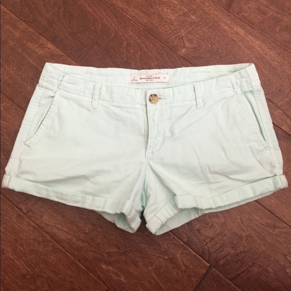 Size 0 mint American eagle shorts!!