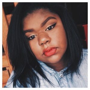 Meet your Posher, Adrian