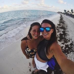 Meet your Posher, Victoria