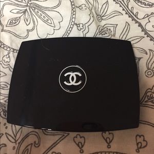 Chanel makeup - powder