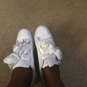 Meet your Posher, Tyhessia