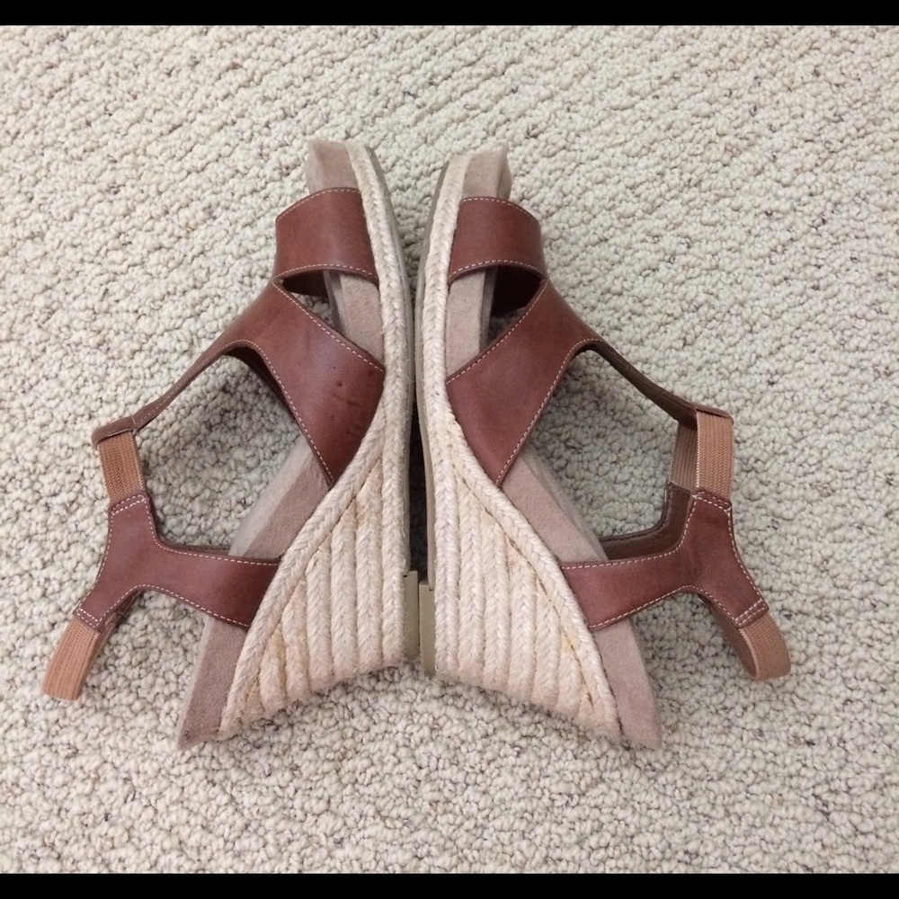 Espadrille sandals