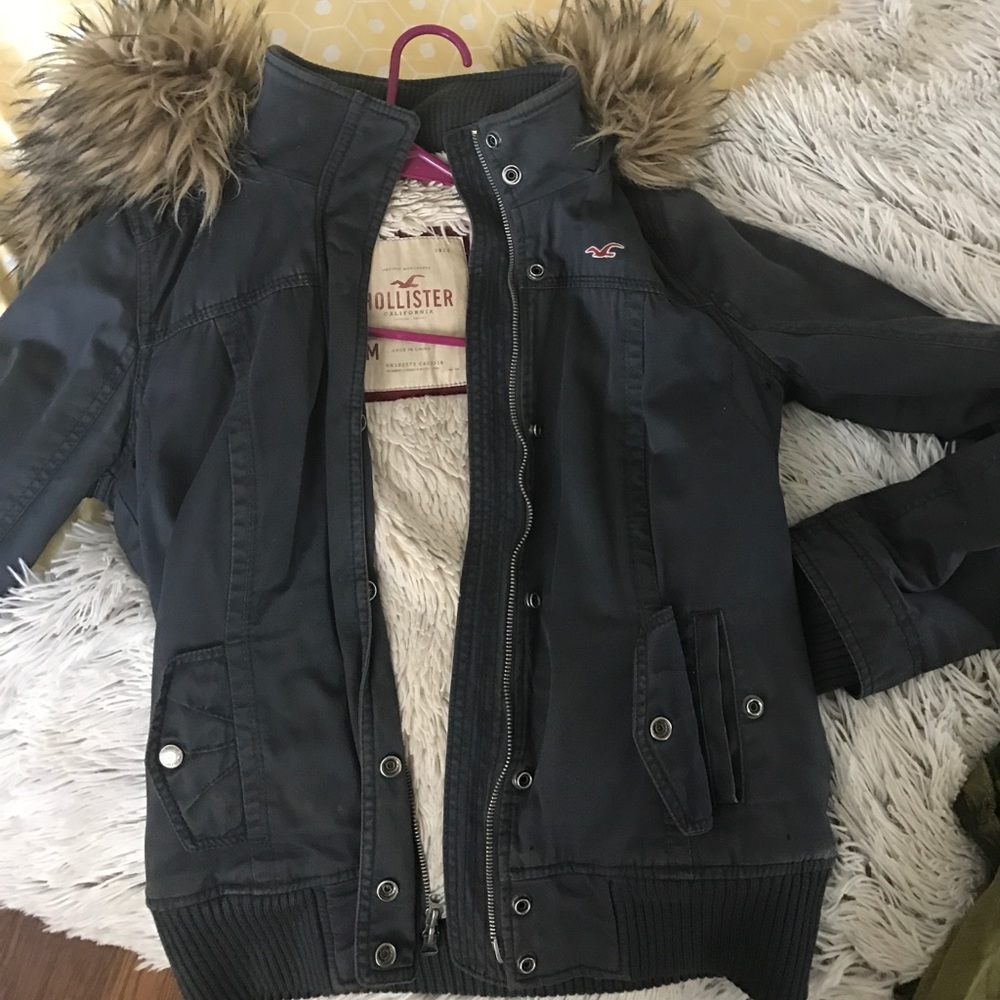 Hollister coat