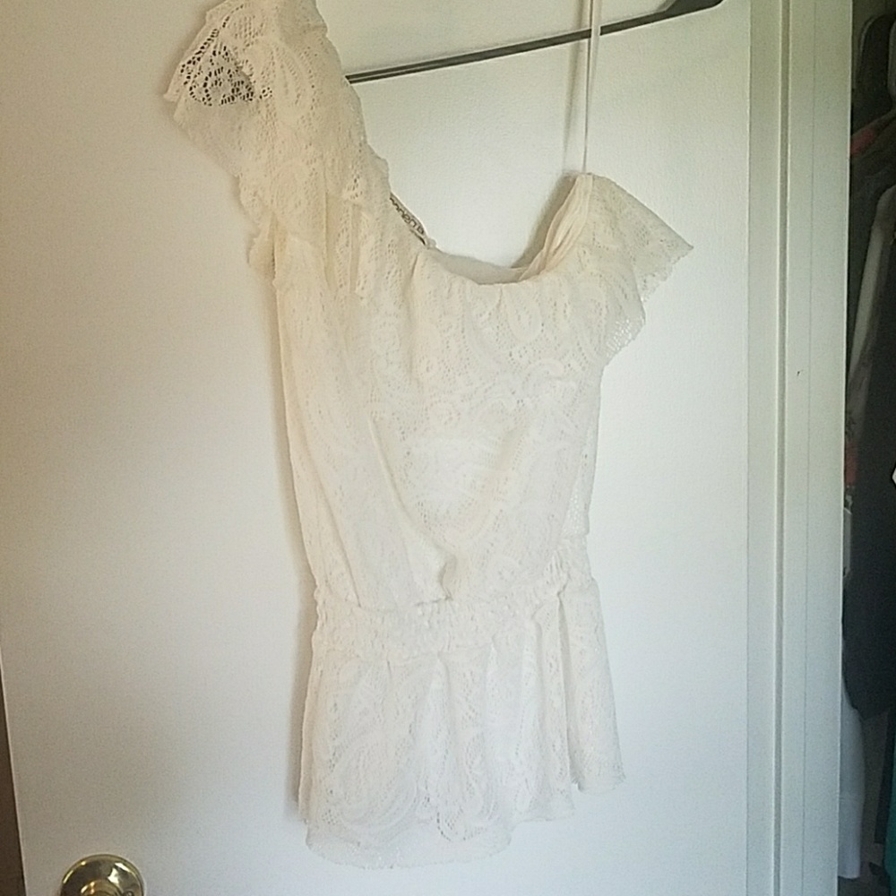 Arden B lace one shoulder top