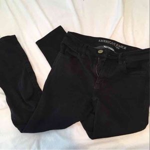 Black hi-rise crop jegging