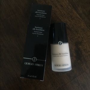 Armani Luminous Silk Foundation - Shade 3
