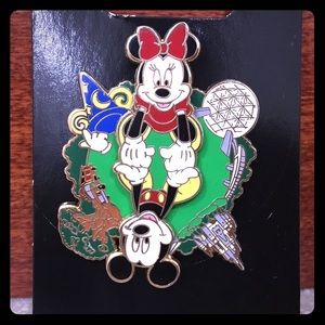 Disney Mickey/Minnie 4 Parks Pin