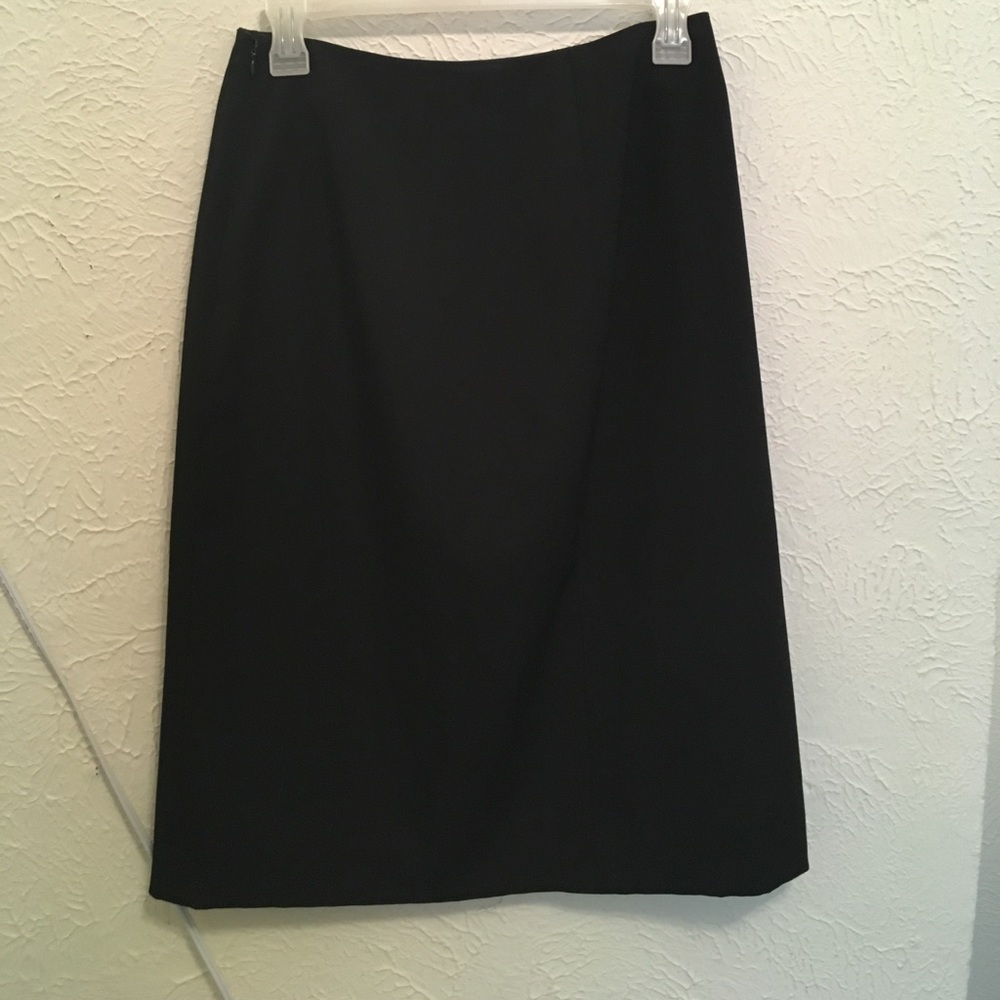Black pencil skirt