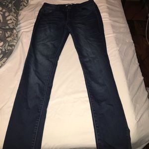 KanCan dark wash skinny jeans