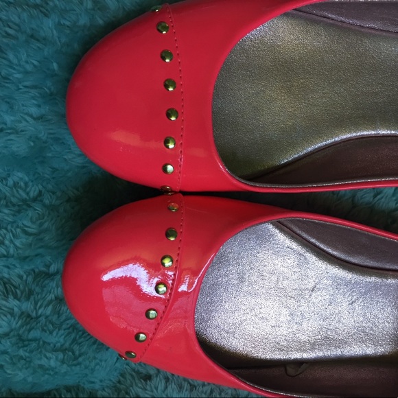 Flats - Picture 3 of 4