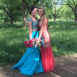 Meet your Posher, Shana