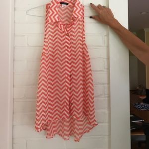 A sleeveless chevron shirt