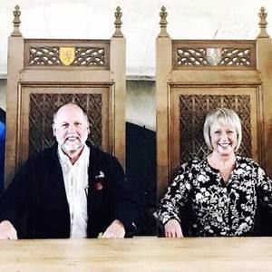 Meet your Posher, Pam