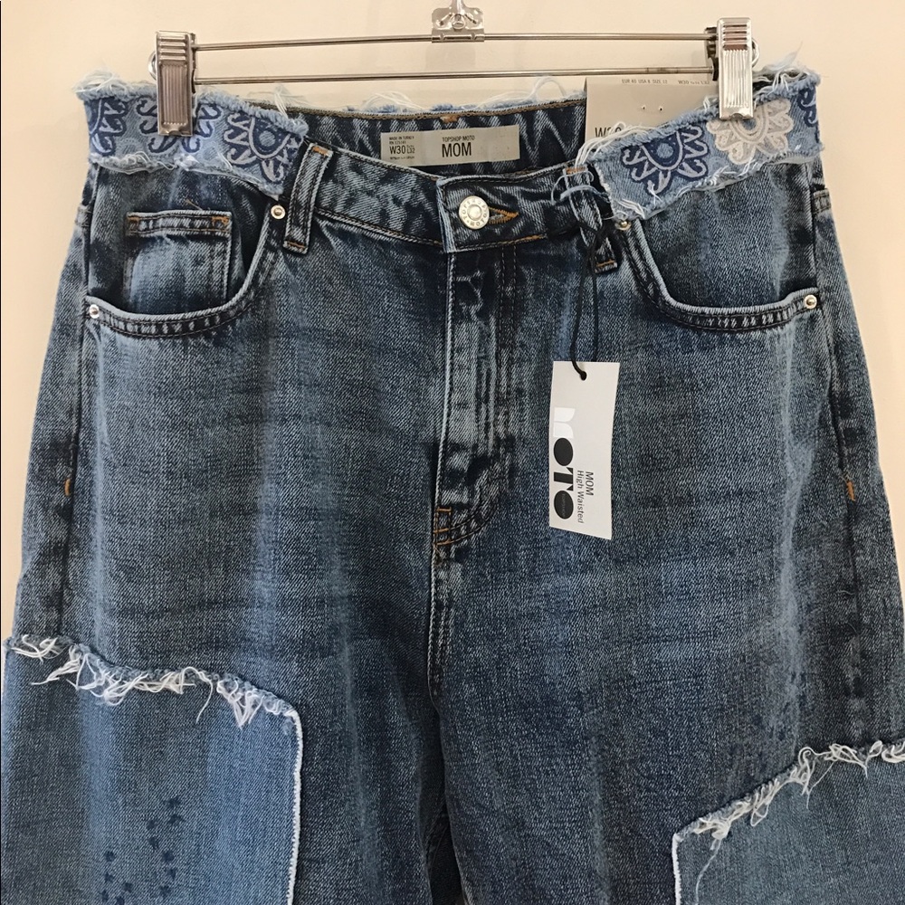 TopShop MOTO Tonal Embroidered Mom Jeand