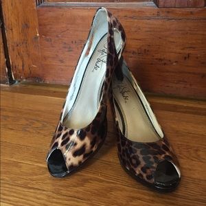 Leopard heels