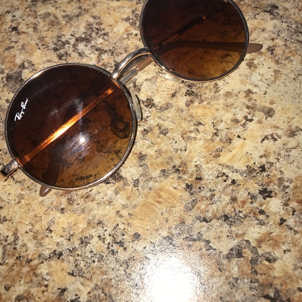 ray bans circular frame