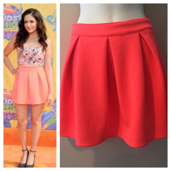 Bethany Mota Dresses & Skirts - Bethany bright peach skater skirt. Size medium