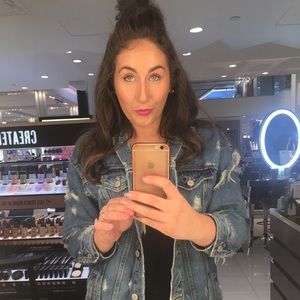 Meet your Posher, Maja