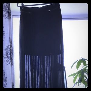 NWT pleated maxi skirt New York and Co SZ M