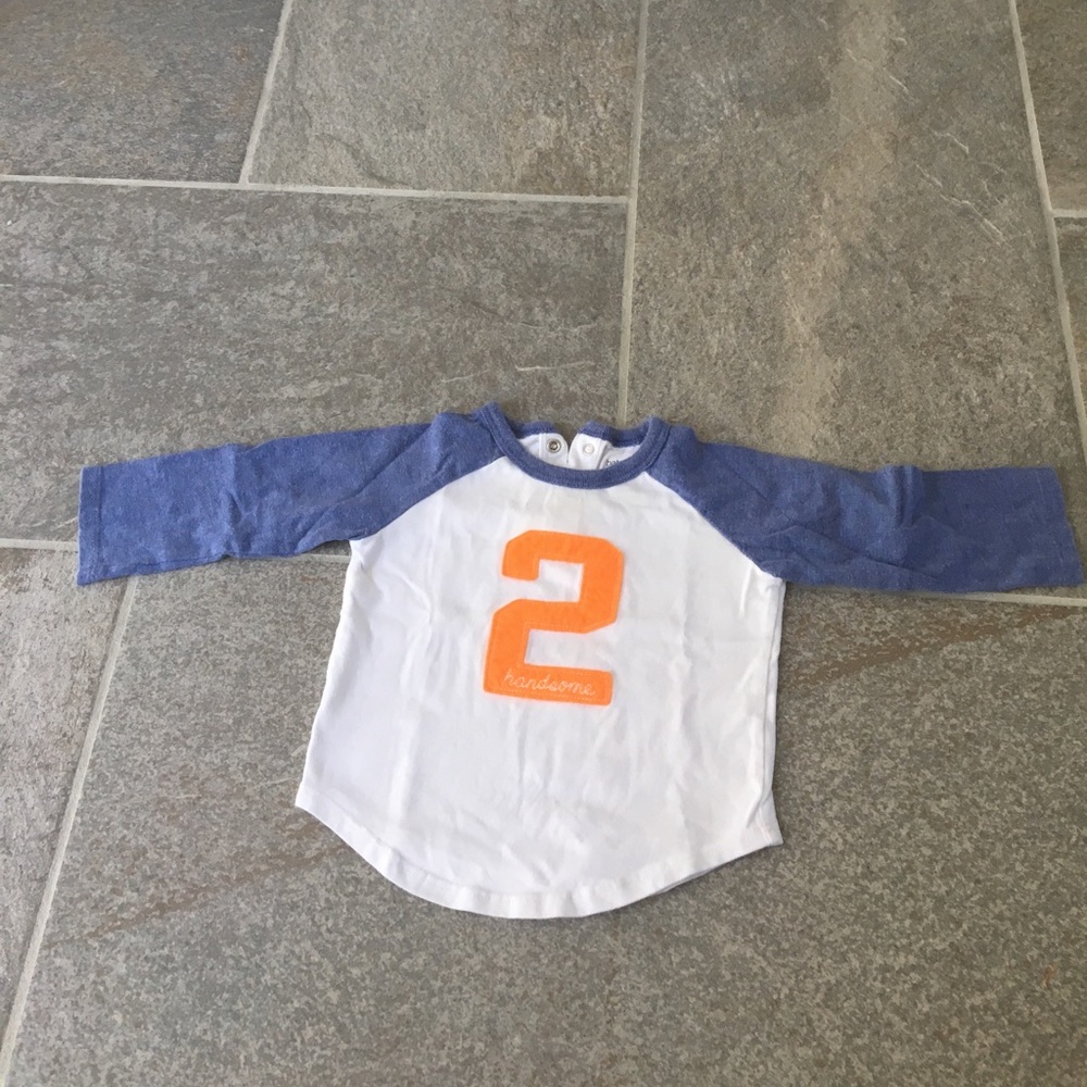 Baby Gap boys long sleeved shirt 6-12months