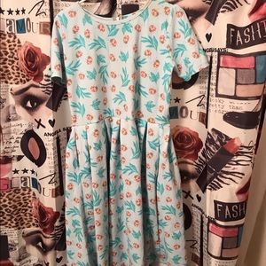 Xl lularoe Amelia