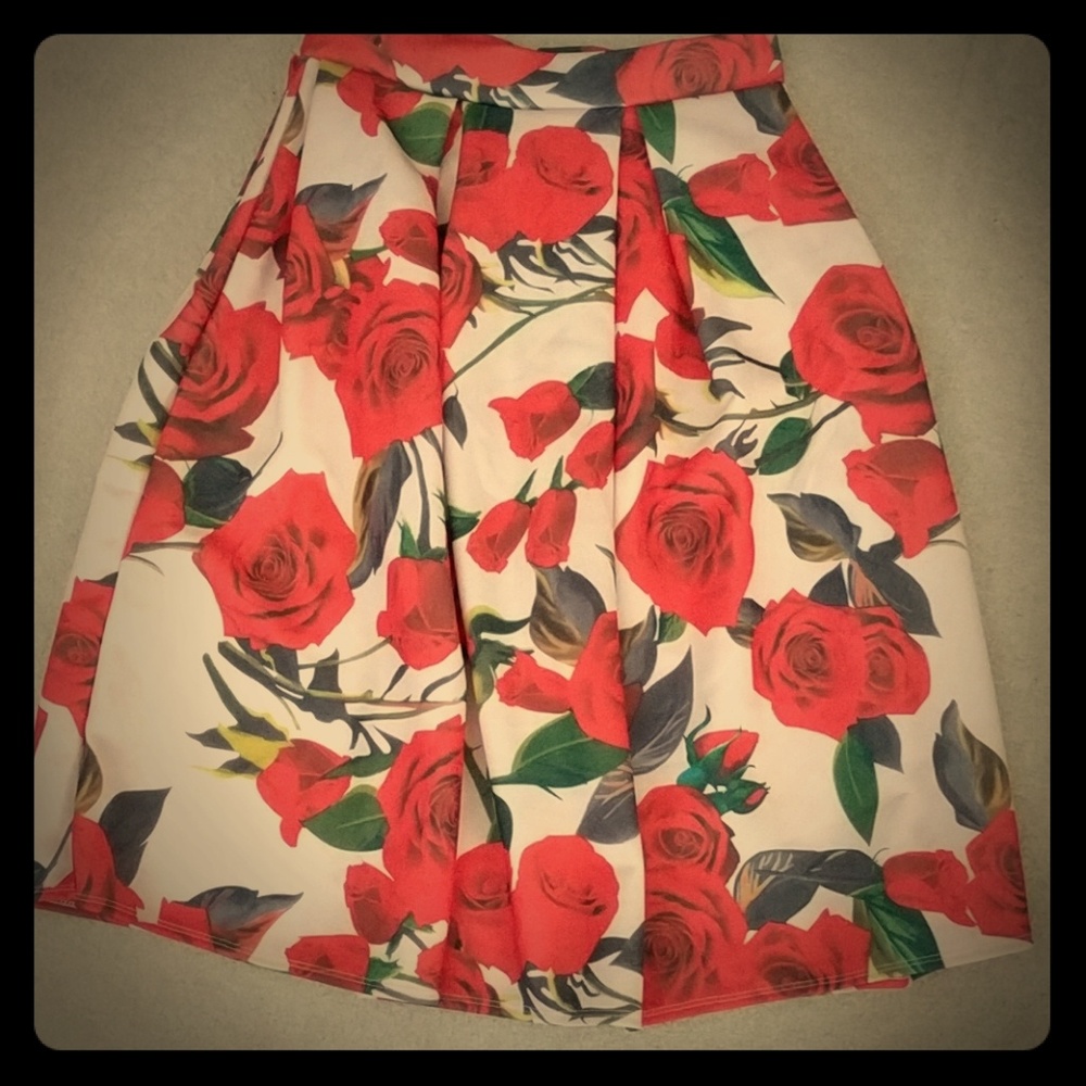 Rose print skirt