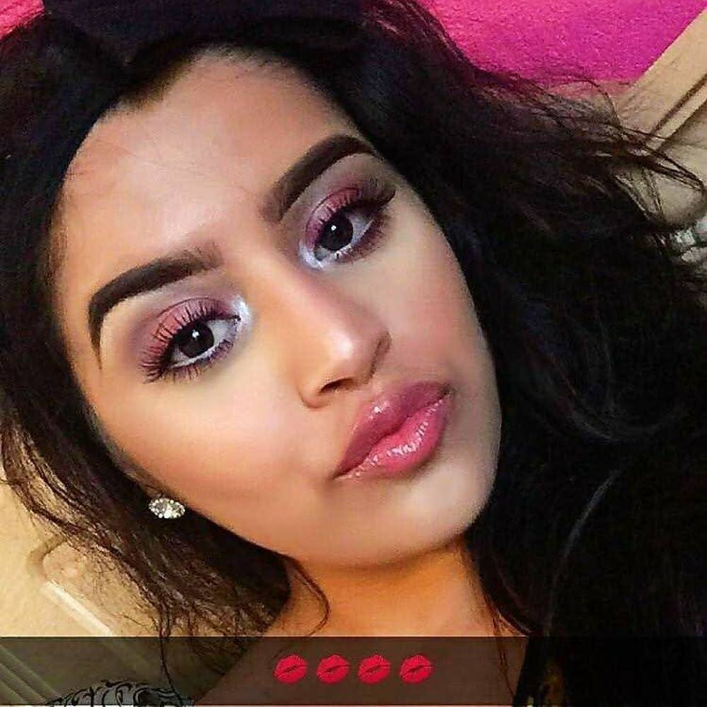 Meet your Posher, Vanessa