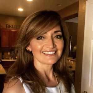 Meet your Posher, Beatriz