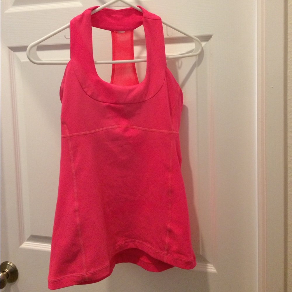 Lululemon workout top
